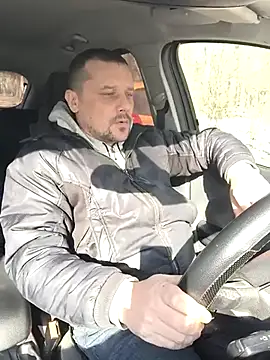 Snapshot of DanielOhCool chatting on March 1, 11:50 am DanielOhCool online show from March 1, 11:50 am