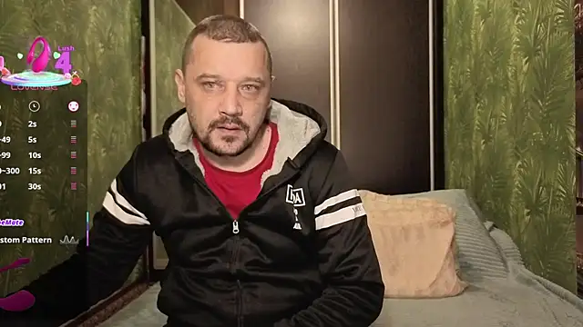 DanielOhCool online show from December 16, 7:02 am