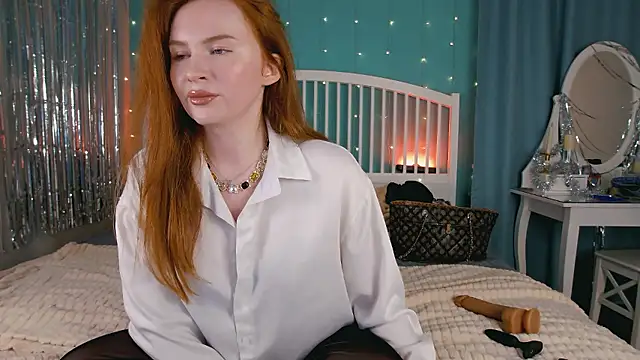 GingerArin online show from January 10, 10:50 am