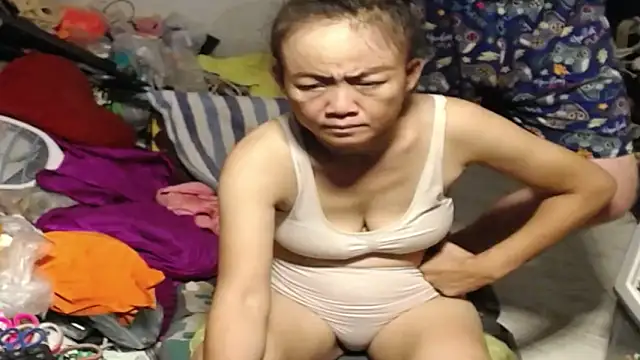 Snapshot of 1CuteAndSexy69 chatting on July 15, 6:57 pm 1CuteAndSexy69 online show from July 15, 6:57 pm