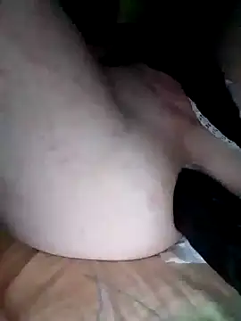 Snapshot of oxesred chatting on October 15, 3:39 am oxesred online show from October 15, 3:39 am