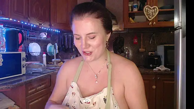 LizaCakes online show from December 17, 2:44 pm