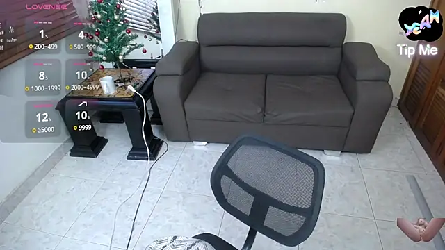 Snapshot of NicoleSantana chatting on December 19, 10:32 pm NicoleSantana online show from December 19, 10:32 pm