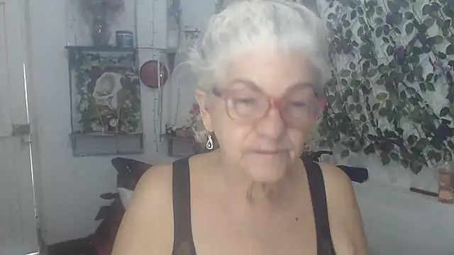 FunnyGrandma online show from February 17, 1:29 pm