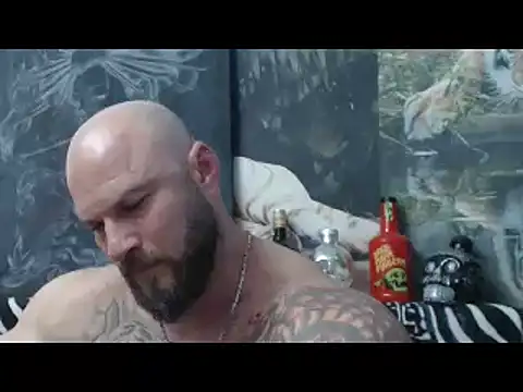 Snapshot of viking_30 chatting on May 5, 5:32 pm viking 30 online show from May 5, 5:32 pm