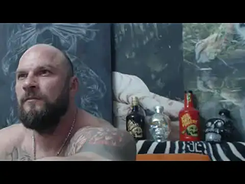 Snapshot of viking_30 chatting on May 12, 6:38 pm viking 30 online show from May 12, 6:38 pm