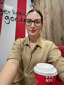 The Snowwhitee online show from March 20, 9:08 pm