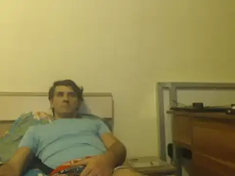 yvesstorm1 online show from December 28, 9:19 pm