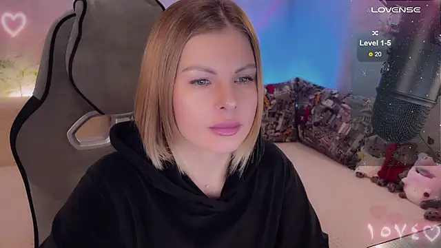 Your Sweet Lilu online show from December 5, 5:06 pm