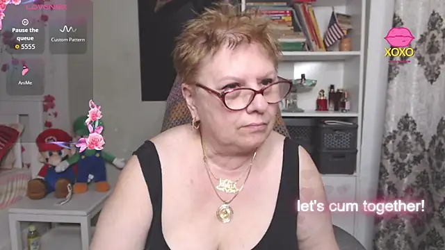Snapshot of Mella4you chatting on March 26, 10:32 am Mella4you online show from March 26, 10:32 am