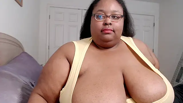 Snapshot of Loves_Aura chatting on January 31, 1:54 am Loves Aura online show from January 31, 1:54 am