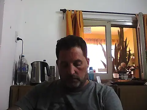 Reload 033 online show from April 15, 7:32 pm