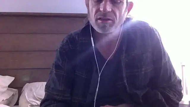 Snapshot of readyforfunxxx chatting on December 22, 4:06 am readyforfunxxx online show from December 22, 4:06 am