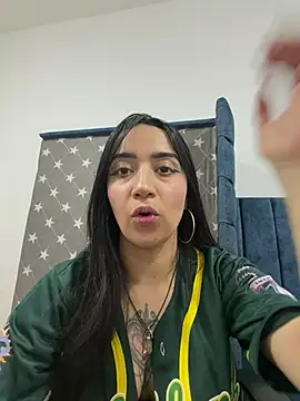 Snapshot of EmmyEvans1 chatting on March 11, 7:42 pm EmmyEvans1 online show from March 11, 7:42 pm