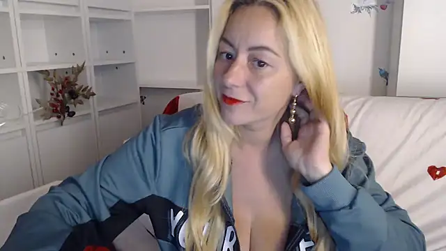 spell of love online show from September 27, 7:08 pm