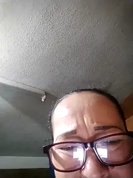 Snapshot of LaGochis07 chatting on February 28, 11:55 am LaGochis07 online show from February 28, 11:55 am