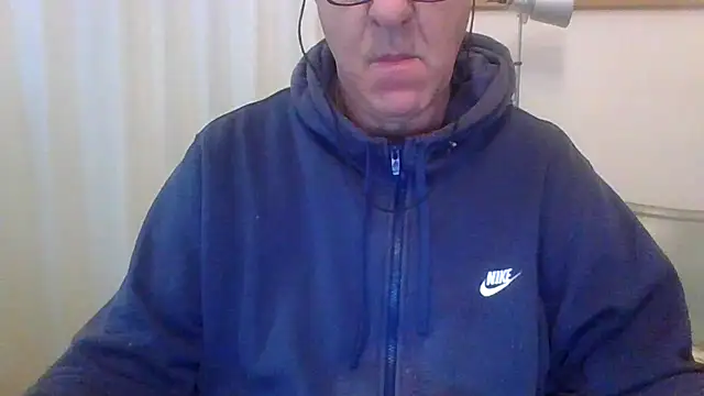 ANONIMO7735 online show from January 18, 6:06 am