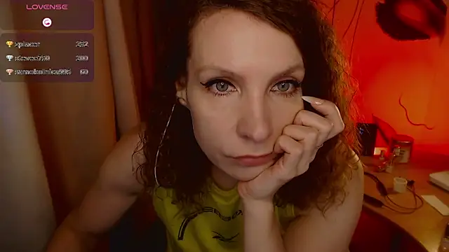 Snapshot of JohansonKatie chatting on January 10, 6:09 am JohansonKatie online show from January 10, 6:09 am