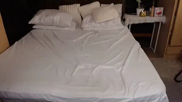 xheavenlytrans online show from November 12, 2:17 pm