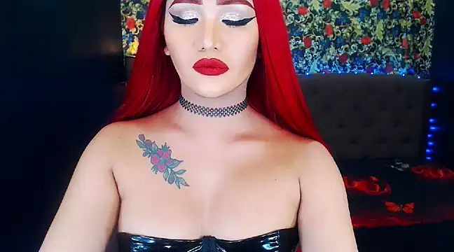 Snapshot of KylieMaxwellCaulfield_TS chatting on December 2, 10:45 pm KylieMaxwellCaulfield TS online show from December 2, 10:45 pm