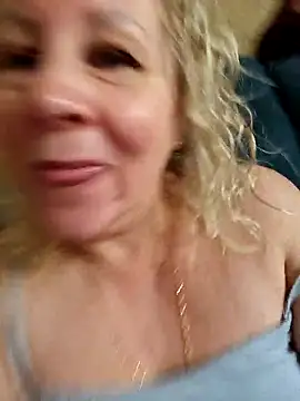 Snapshot of Janahotty chatting on April 22, 1:12 pm Janahotty online show from April 22, 1:12 pm