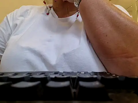 Snapshot of INFINITY110570 chatting on July 8, 5:45 am INFINITY110570 online show from July 8, 5:45 am
