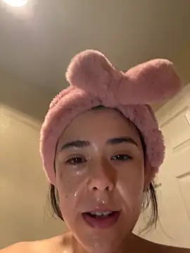 Evie-Luna online show from January 16, 6:56 pm