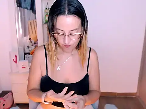 BOREAL MOON online show from June 30, 10:00 pm