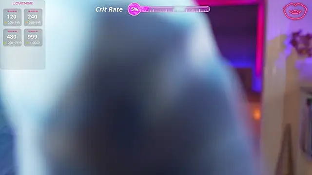 Snapshot of Marilyn_La_Rose chatting on May 28, 8:39 pm Marilyn La Rose online show from May 28, 8:39 pm