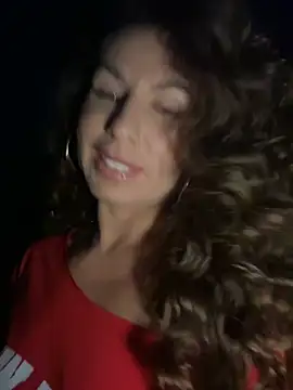 Snapshot of Marilyn_La_Rose chatting on June 24, 7:57 pm Marilyn La Rose online show from June 24, 7:57 pm