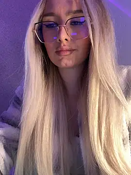 mollyxxx online show from January 5, 3:32 am