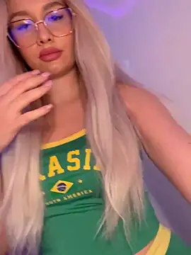 mollyxxx online show from October 14, 6:25 am