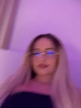 mollyxxx online show from February 26, 12:42 am