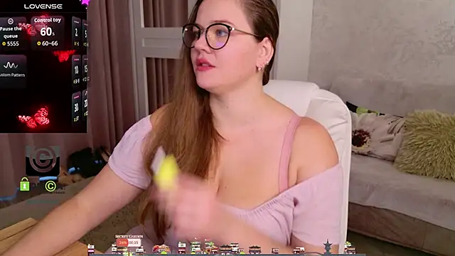 KellyKleine online show from November 11, 6:24 am