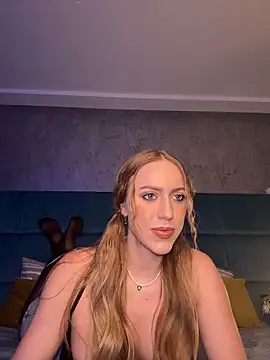 RockQueen A online show from March 11, 4:51 am