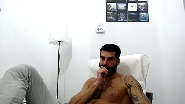 Verycutex online show from October 4, 7:23 pm