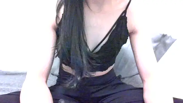 Snapshot of Sexy_asianxx chatting on February 5, 6:18 am Sexy asianxx online show from February 5, 6:18 am