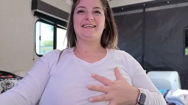 magicsparkles online show from March 17, 8:23 pm