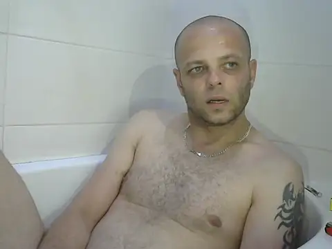 Snapshot of terrorysta84 chatting on June 24, 12:42 am terrorysta84 online show from June 24, 12:42 am