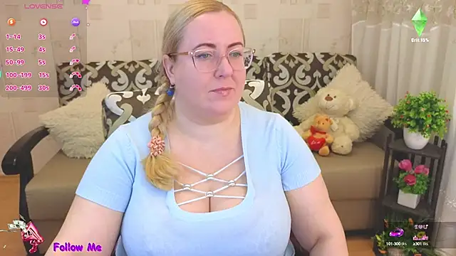 Snapshot of Ginesia chatting on February 1, 1:30 pm Ginesia online show from February 1, 1:30 pm