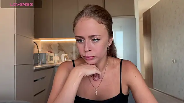 Megan Nilson online show from August 2, 2:15 pm