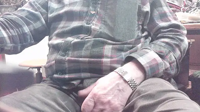 Snapshot of HaraldGermany chatting on February 21, 9:38 pm HaraldGermany online show from February 21, 9:38 pm