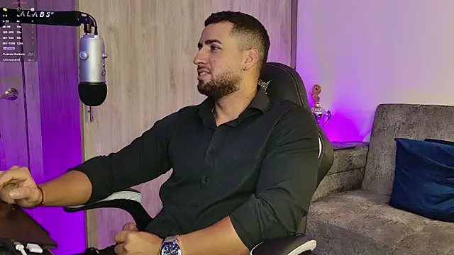 Snapshot of mr_david_cox chatting on February 16, 1:16 pm mr david cox online show from February 16, 1:16 pm