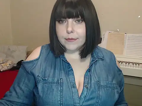 BettyMilla online show from March 19, 1:59 pm