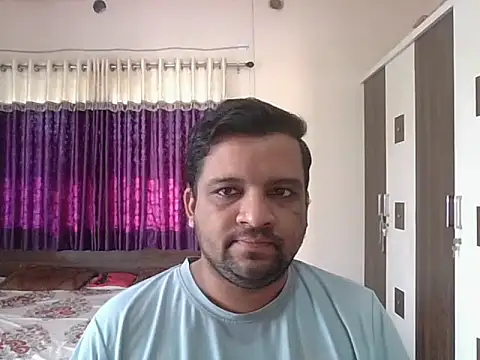 Snapshot of dhruv_love chatting on October 14, 4:13 am dhruv love online show from October 14, 4:13 am