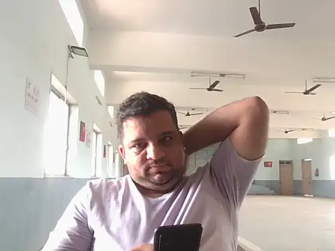 Snapshot of dhruv_love chatting on June 6, 5:12 am dhruv love online show from June 6, 5:12 am