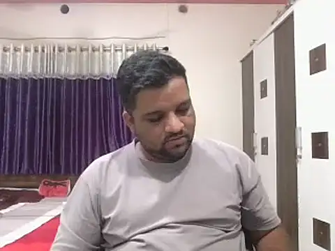 Snapshot of dhruv_love chatting on June 9, 1:34 pm dhruv love online show from June 9, 1:34 pm