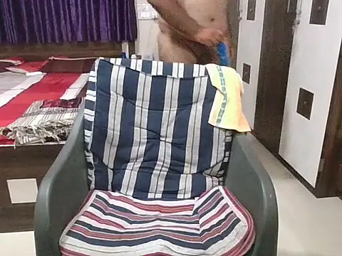 Snapshot of dhruv_love chatting on June 10, 1:32 pm dhruv love online show from June 10, 1:32 pm