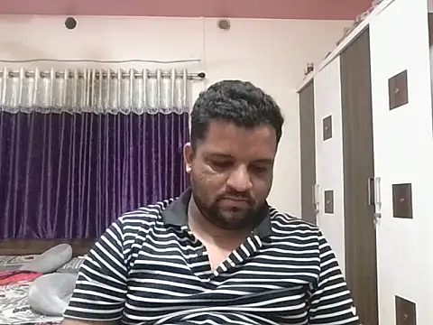 Snapshot of dhruv_love chatting on June 16, 1:36 pm dhruv love online show from June 16, 1:36 pm