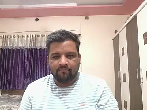 Snapshot of dhruv_love chatting on June 20, 1:36 pm dhruv love online show from June 20, 1:36 pm
